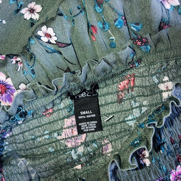 〽️ ROMPER 〽️ - Picture 4 of 5